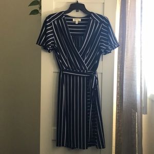 Women’s Navy White Stripe Dress Size Small
